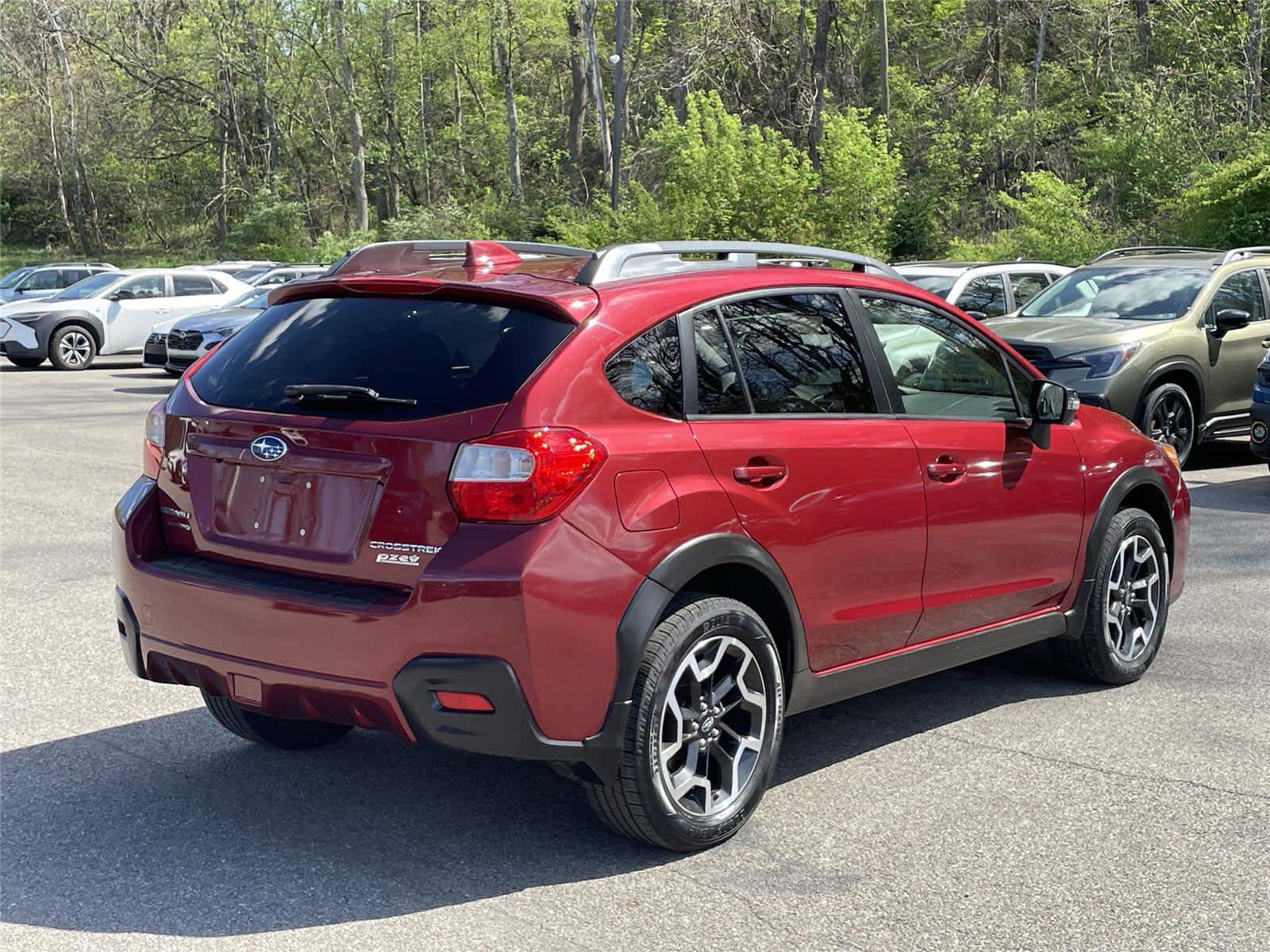 Used 2017 Subaru Crosstrek 2.0i Limited AWD/4WD image 5