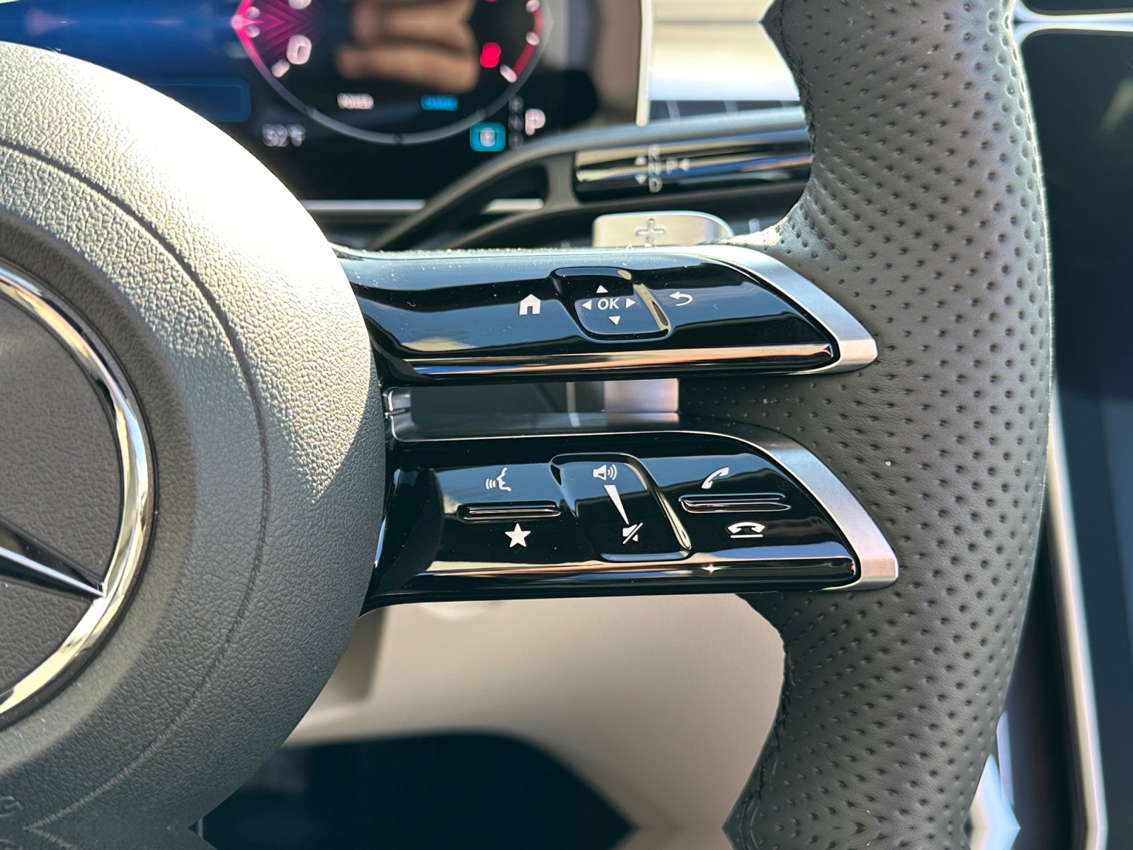 New 2026 Mercedes-Benz CLE 450 4MATIC Cabriolet image 15