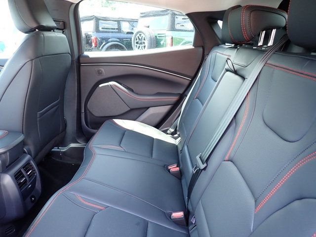 Used 2025 Ford Mustang Mach-E Premium w/ Sport Appearance Package AWD/4WD image 19