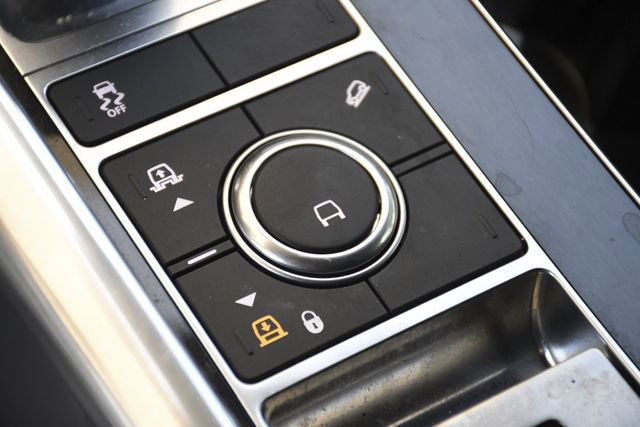 Used 2021 Land Rover Range Rover Sport HSE Silver Edition image 13