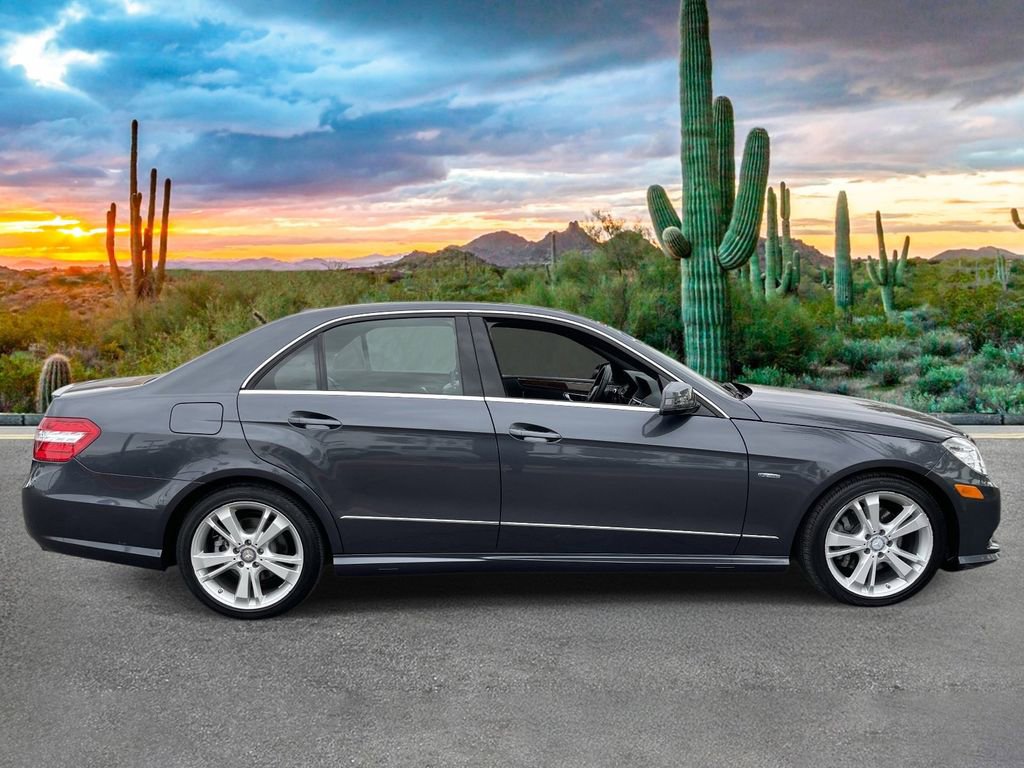 Used 2012 Mercedes-Benz E 350 4MATIC Sedan image 2