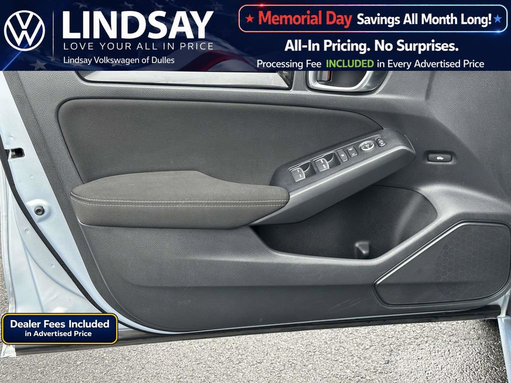 Used 2023 Honda Civic EX image 9