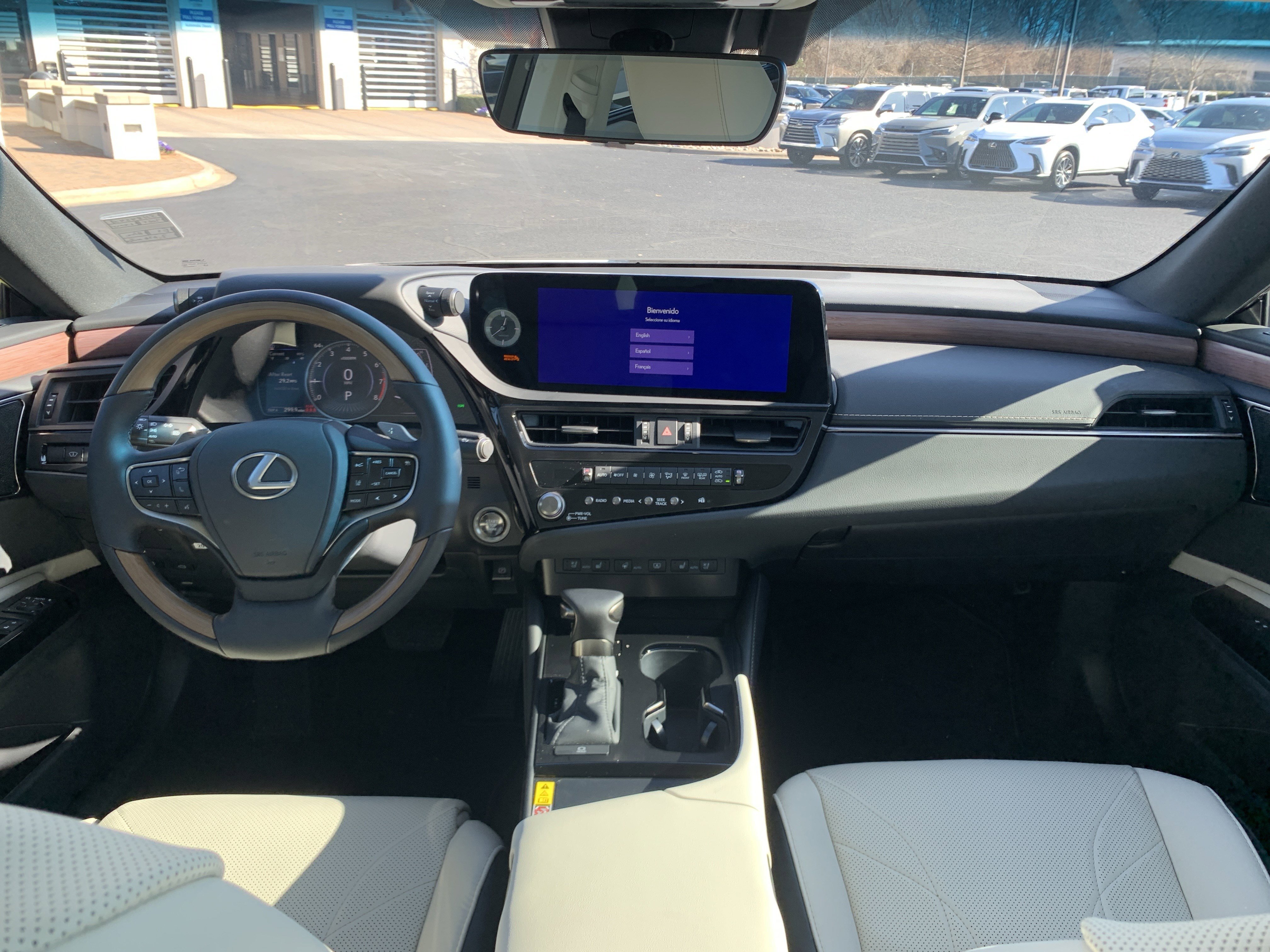 Used 2025 Lexus ES 350 Ultra Luxury image 30