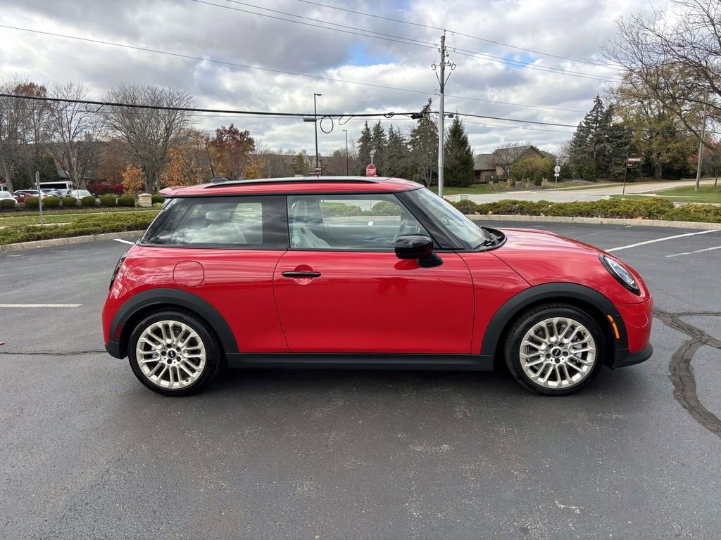 Certified 2025 MINI Cooper S image 8