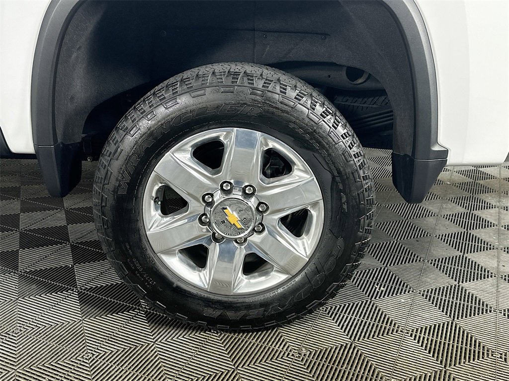 Used 2023 Chevrolet Silverado 2500 LTZ w/ LTZ Premium Package image 34