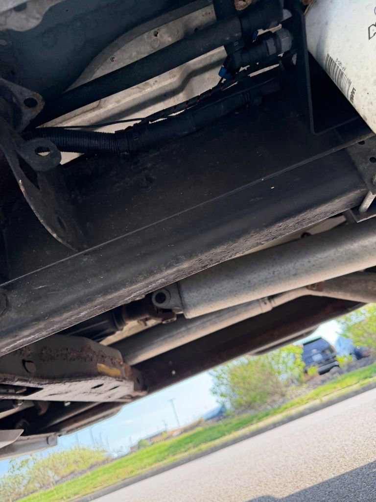 Used 2004 Chevrolet Silverado 2500 LT w/ Heavy-Duty Power Package image 14