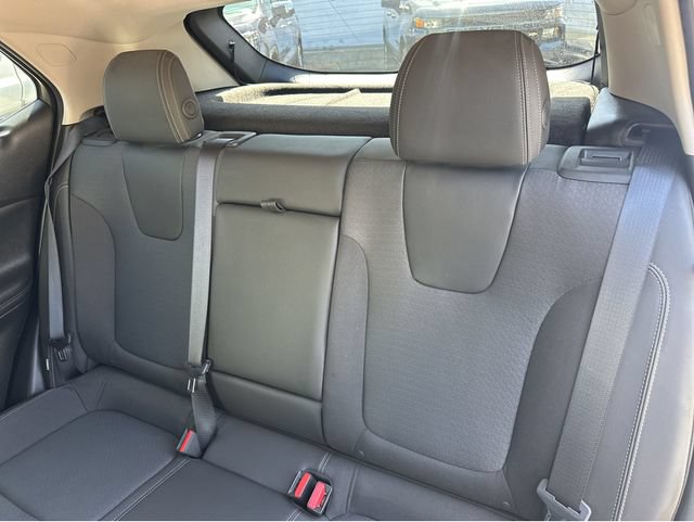 Used 2023 Buick Encore GX Select w/ Safety Package II FWD image 15