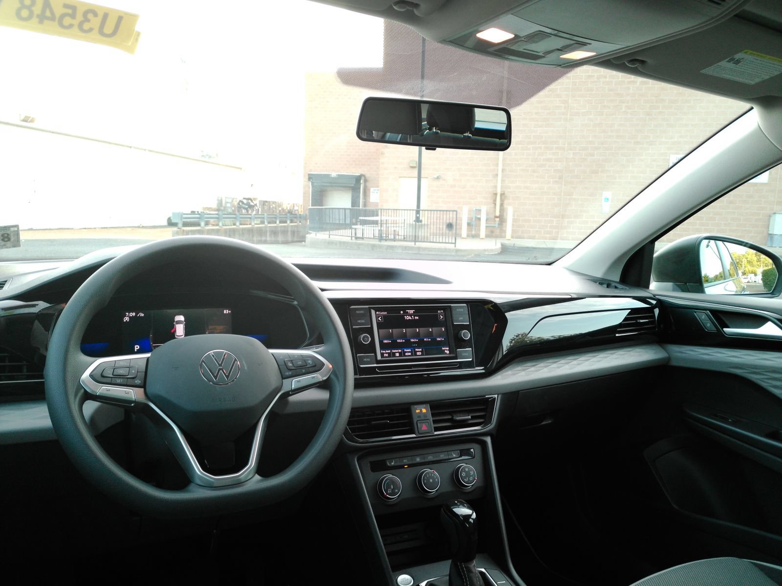 Used 2022 Volkswagen Taos S AWD/4WD image 9