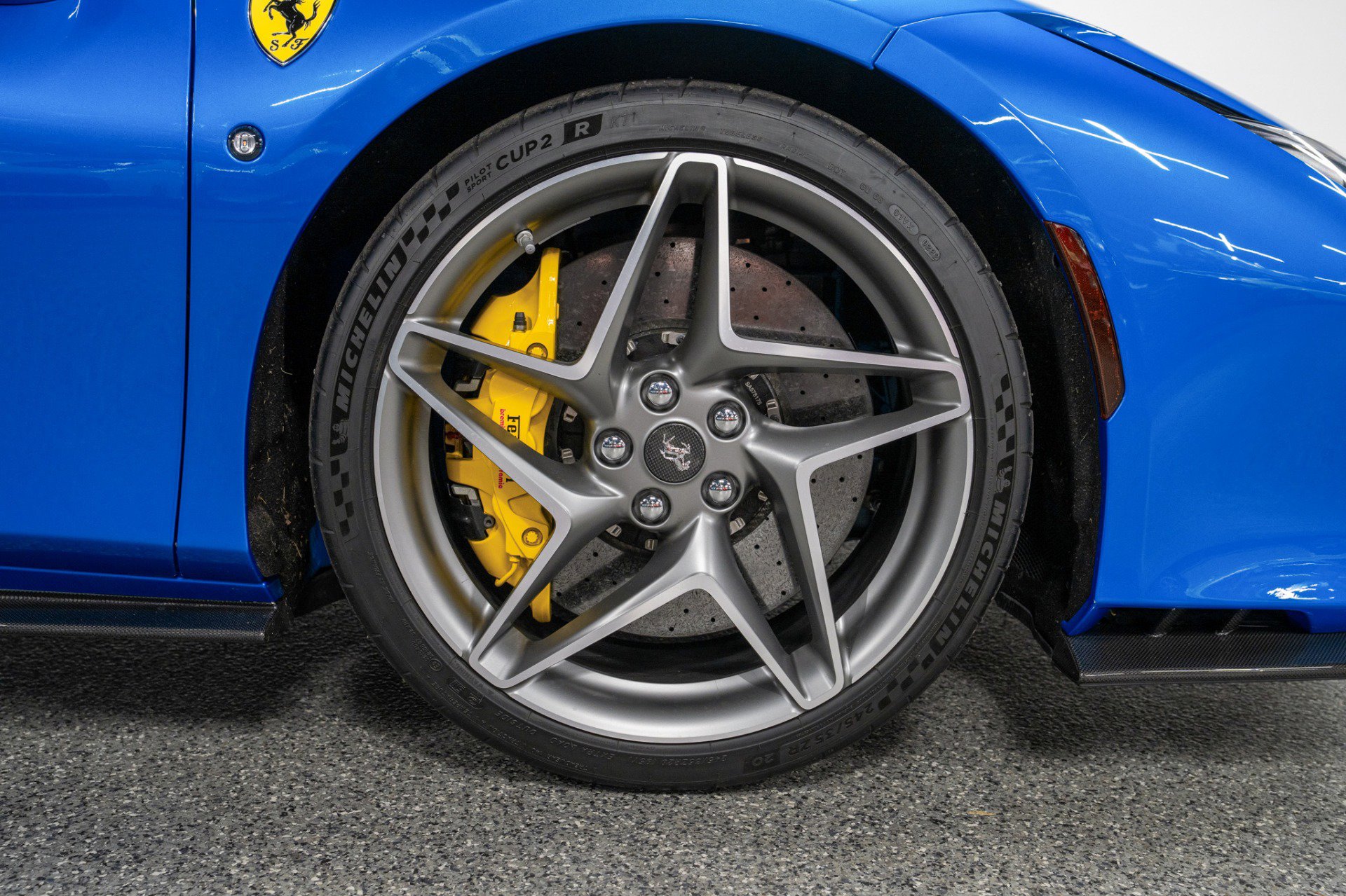 Used 2021 Ferrari F8 Tributo image 36