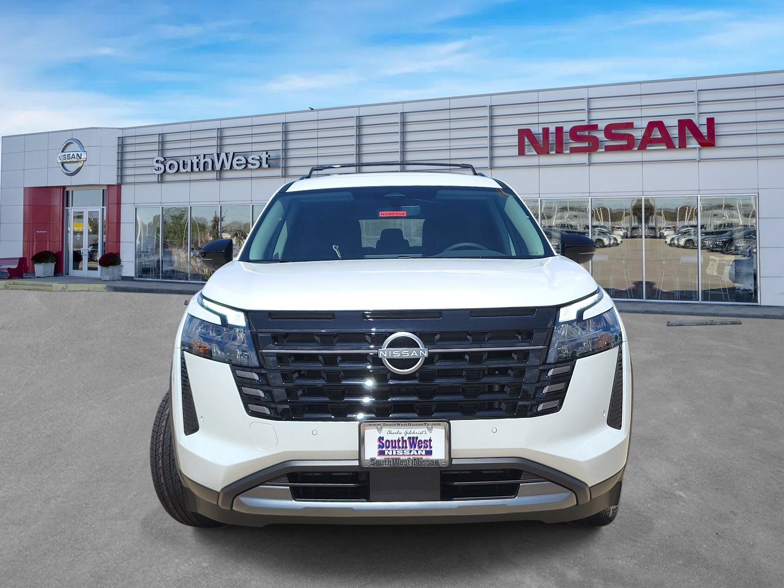 New 2026 Nissan Pathfinder SL FWD image 2