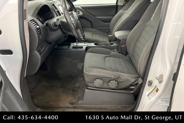 Used 2018 Nissan Frontier PRO-4X AWD/4WD image 17