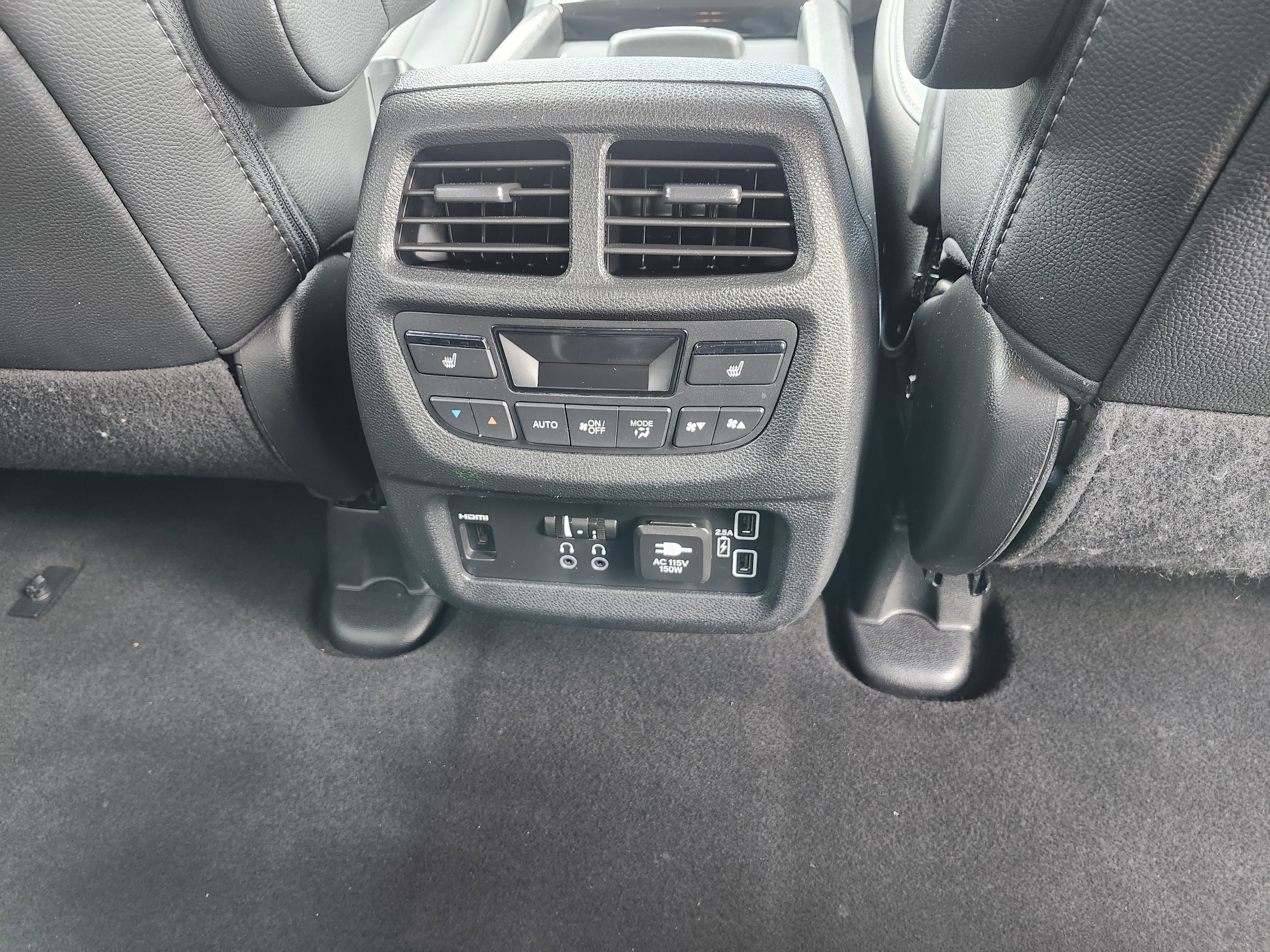 Used 2021 Honda Pilot Touring image 23