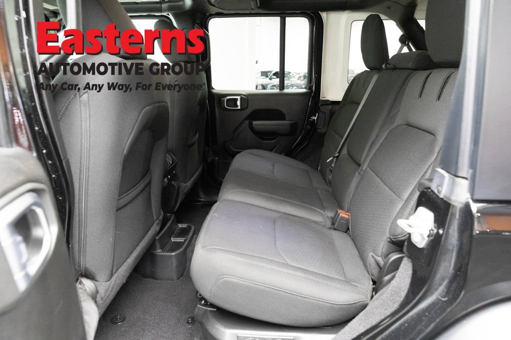 Used 2023 Jeep Wrangler Unlimited w/ Cold Weather Group AWD/4WD image 22