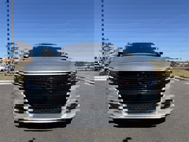 Used 2021 Dodge Charger SXT w/ Blacktop Package image 8