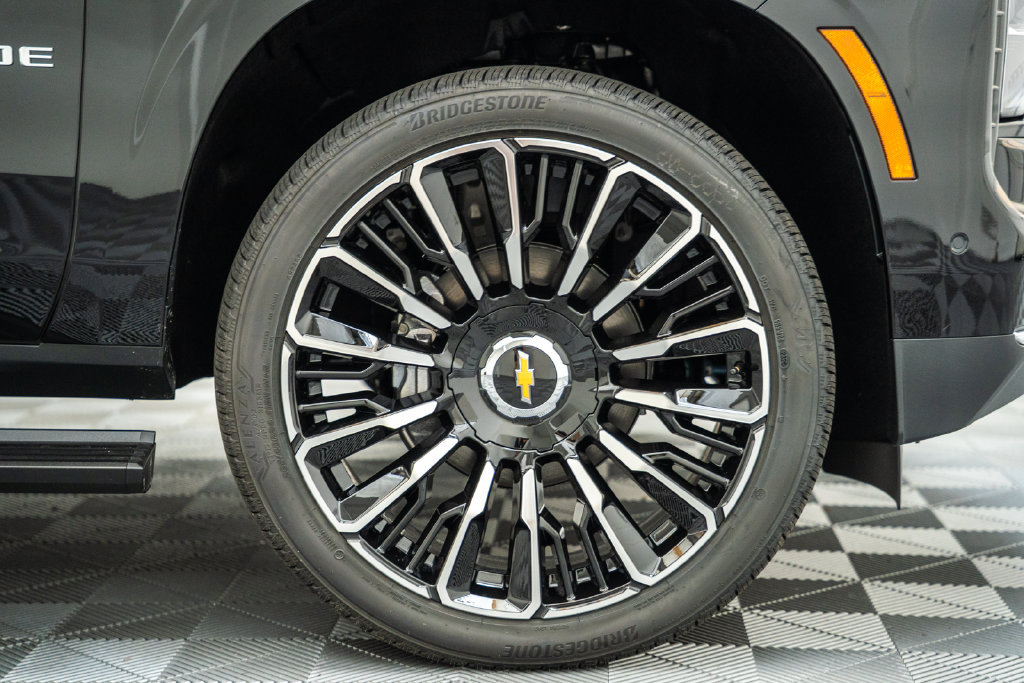 New 2026 Chevrolet Tahoe High Country AWD/4WD image 22
