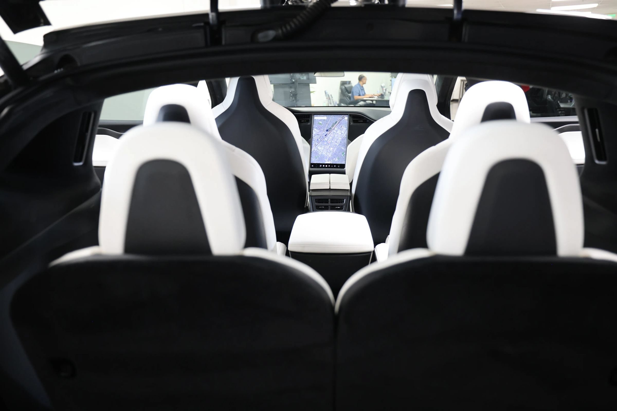Used 2018 Tesla Model X 100D AWD/4WD image 47
