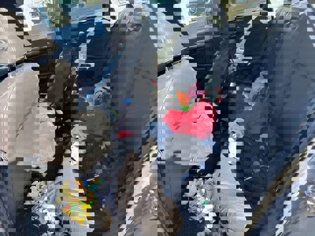 Used 2020 Volkswagen Jetta SE w/ SE Cold Weather Package image 5