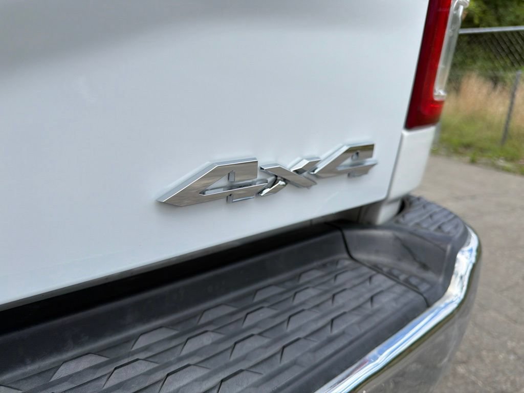 Used 2019 RAM 3500 Big Horn AWD/4WD image 16