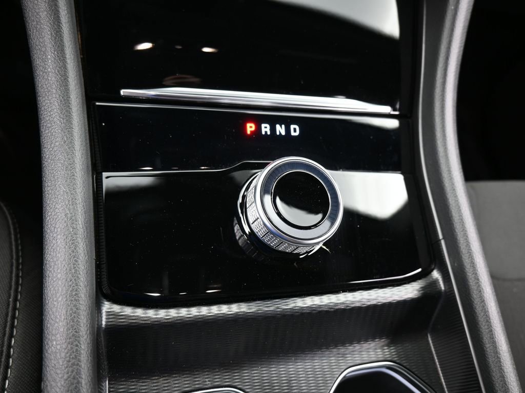 Used 2025 Jeep Grand Cherokee Laredo image 27