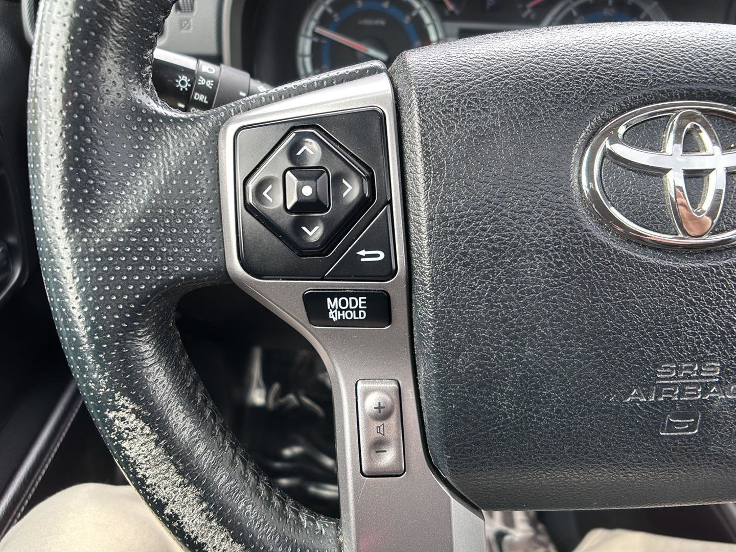 Used 2016 Toyota 4Runner SR5 Premium AWD/4WD image 31