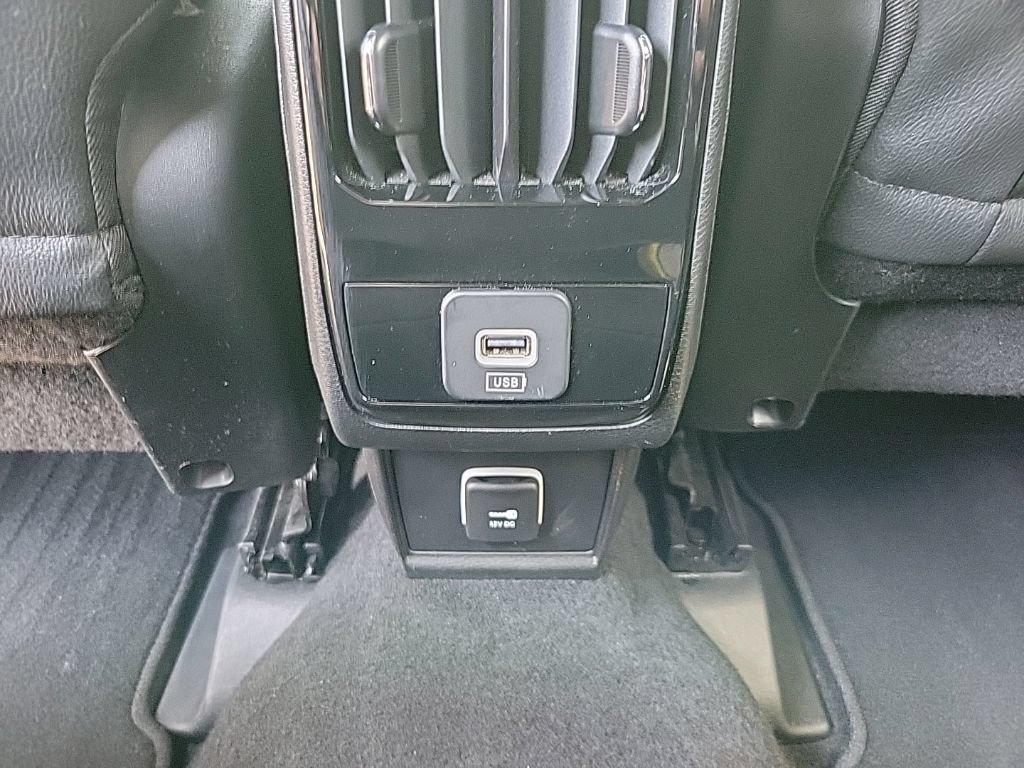 Used 2025 Jeep Compass Latitude AWD/4WD image 13