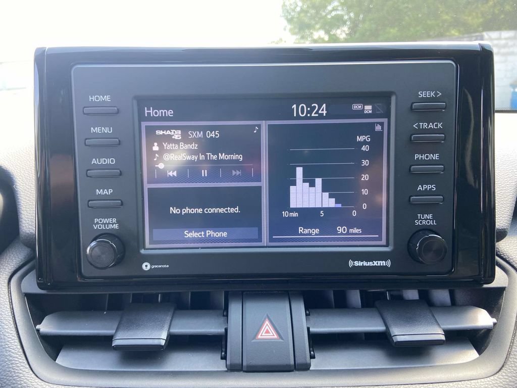 Used 2021 Toyota RAV4 XLE FWD image 19