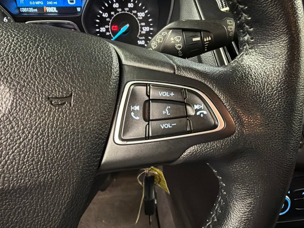 Certified 2018 Ford Focus SE w/ Cold Weather Package FWD image 18