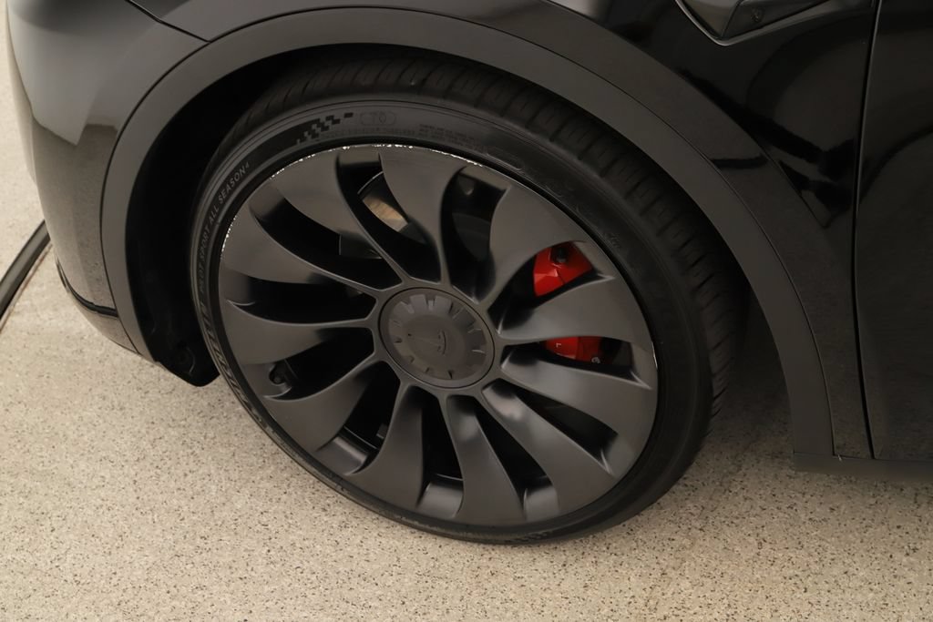 Used 2023 Tesla Model Y Performance AWD/4WD image 36