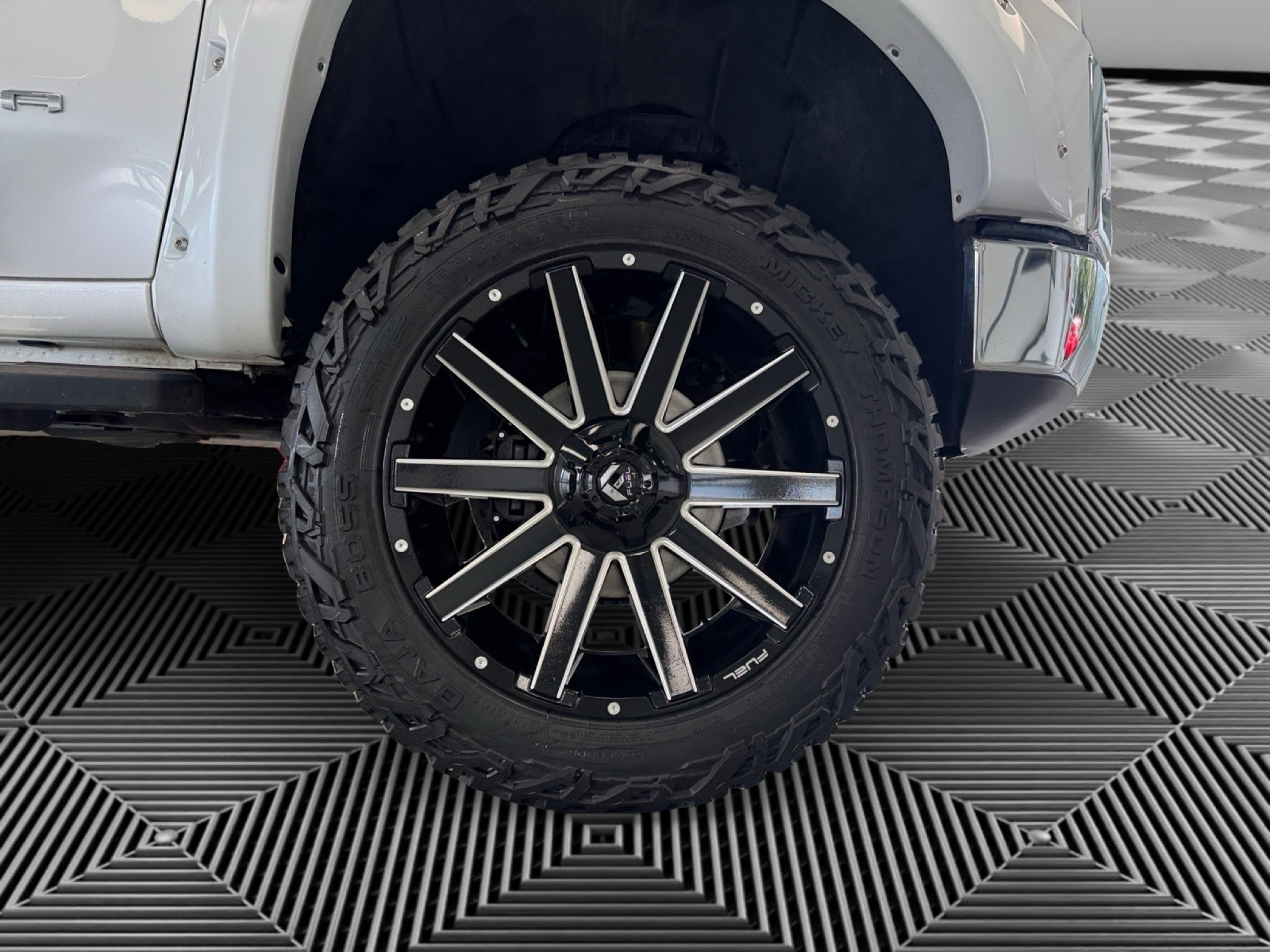 Used 2021 GMC Sierra 1500 SLT w/ SLT Premium Package AWD/4WD image 10
