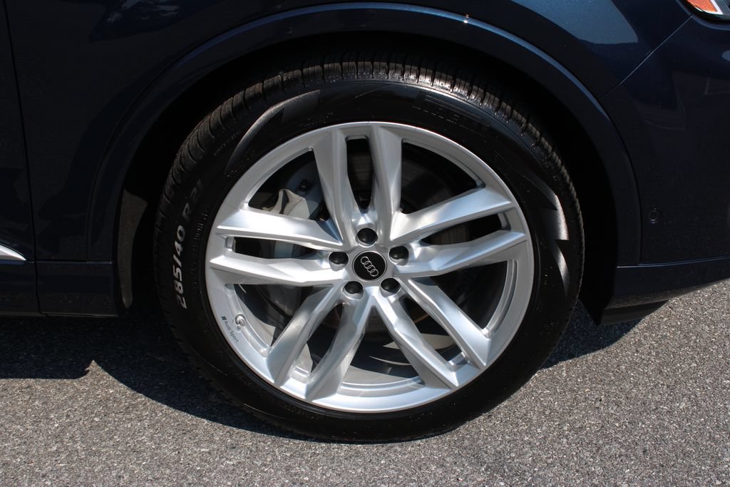 New 2025 Audi Q7 3.0T Premium Plus AWD/4WD image 37
