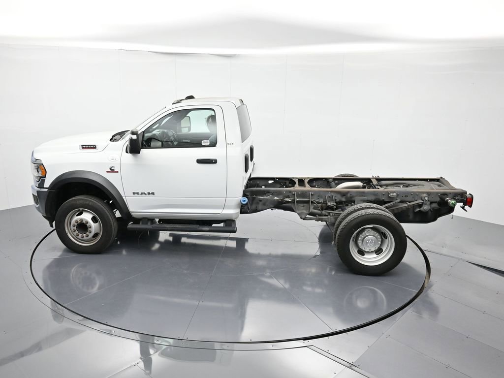 Used 2023 RAM 4500 SLT w/ Quick Order Package 2YG SLT RWD image 37