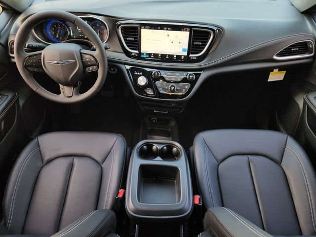 New 2026 Chrysler Pacifica Select FWD image 21