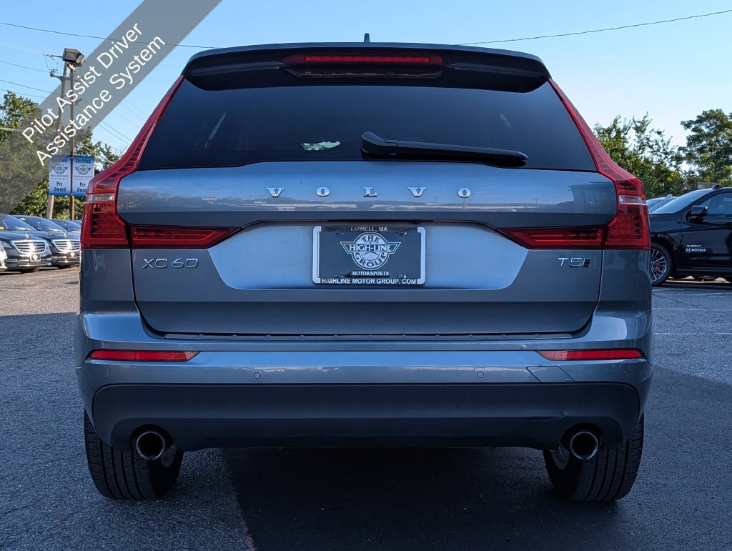 Used 2018 Volvo XC60 T5 Momentum w/ Convenience Package AWD/4WD image 11