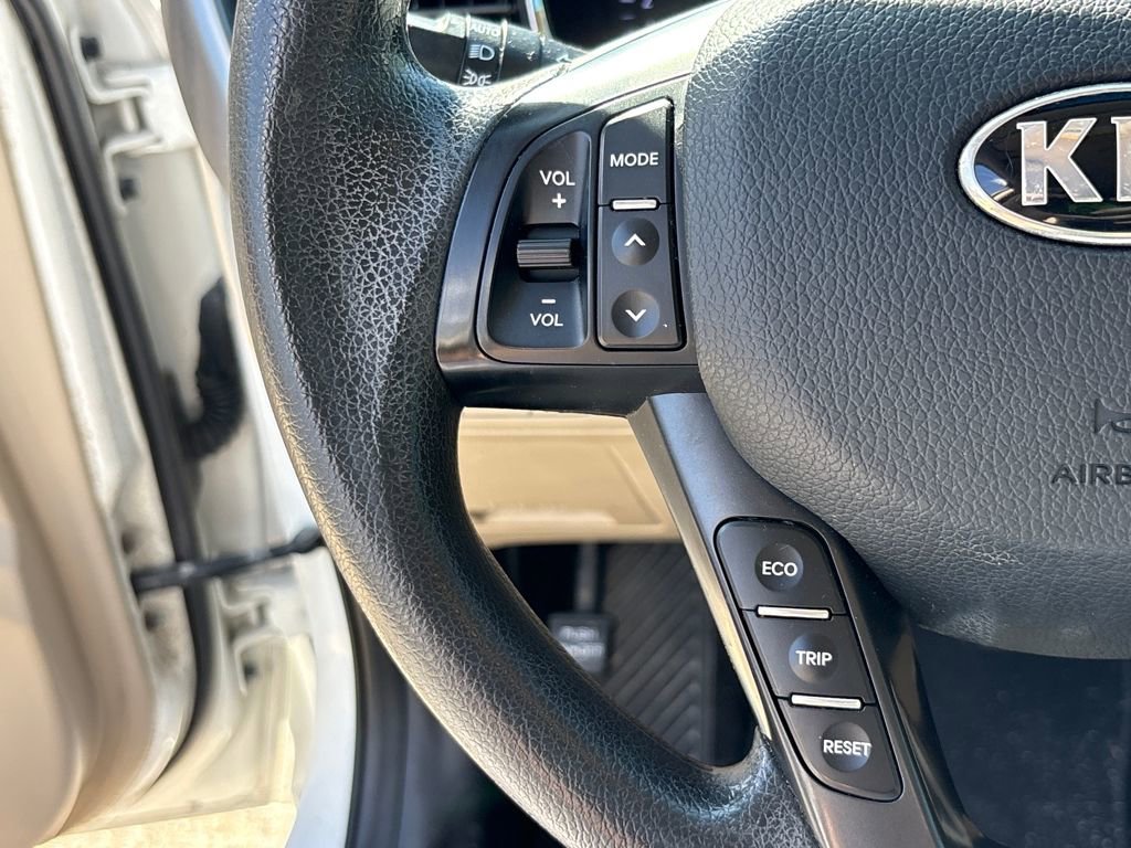 Used 2013 Kia Optima LX image 19