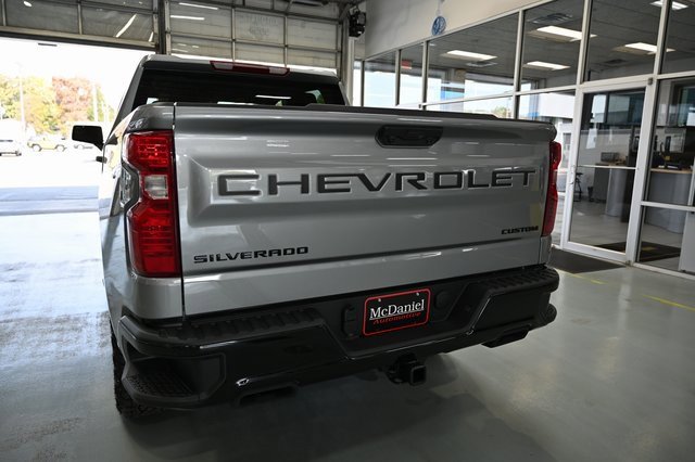 New 2026 Chevrolet Silverado 1500 Custom Trail Boss w/ Dark Appearance Package image 6