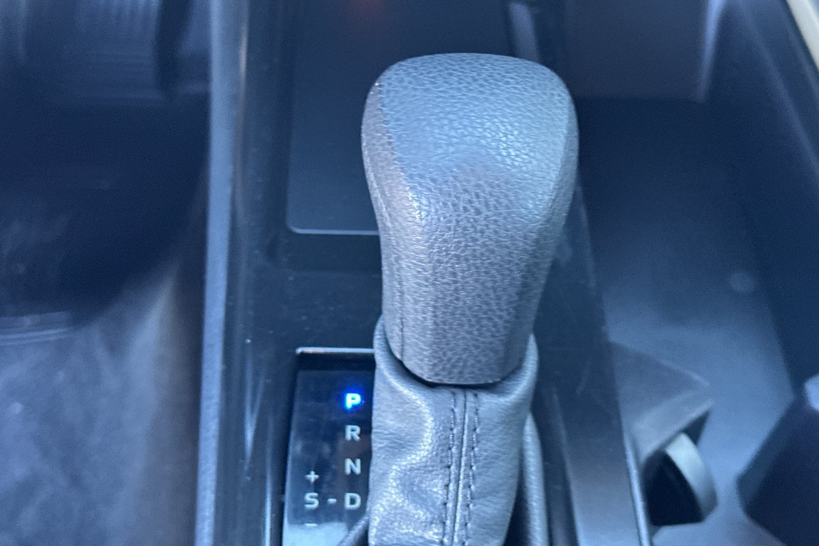Used 2025 Toyota Camry LE FWD image 21
