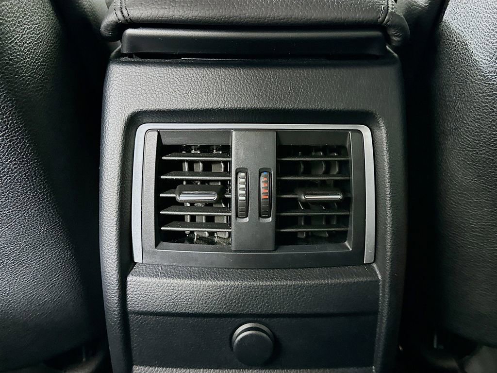 Used 2018 BMW M3 image 25