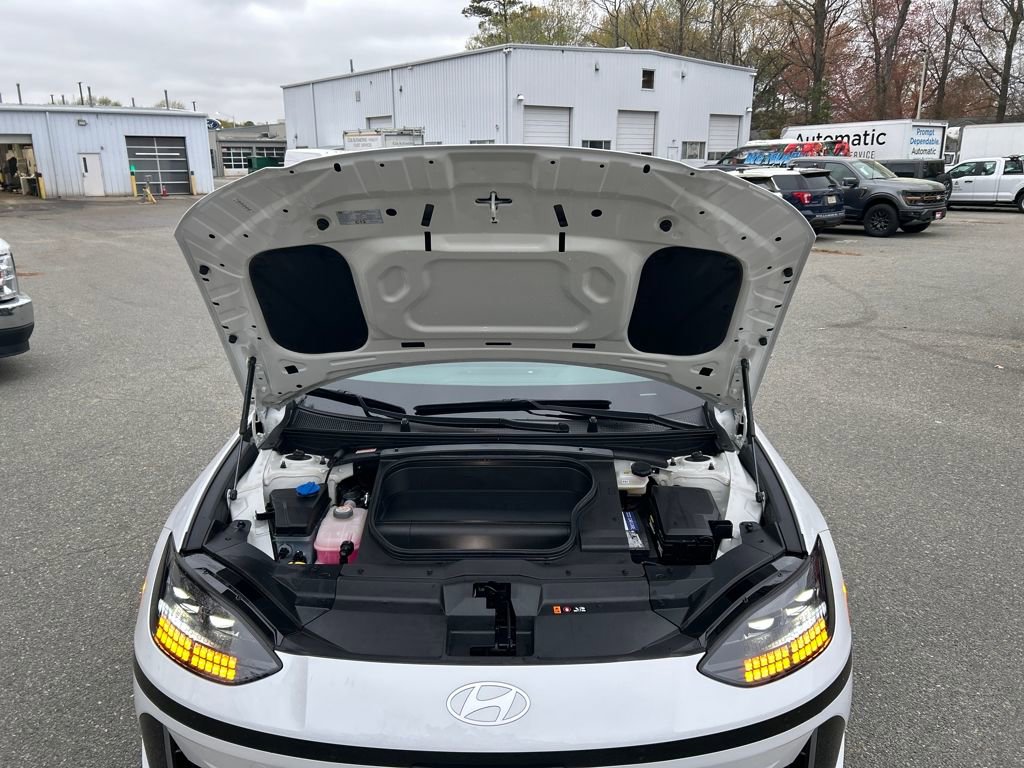 Used 2024 Hyundai Ioniq 6 SEL image 13