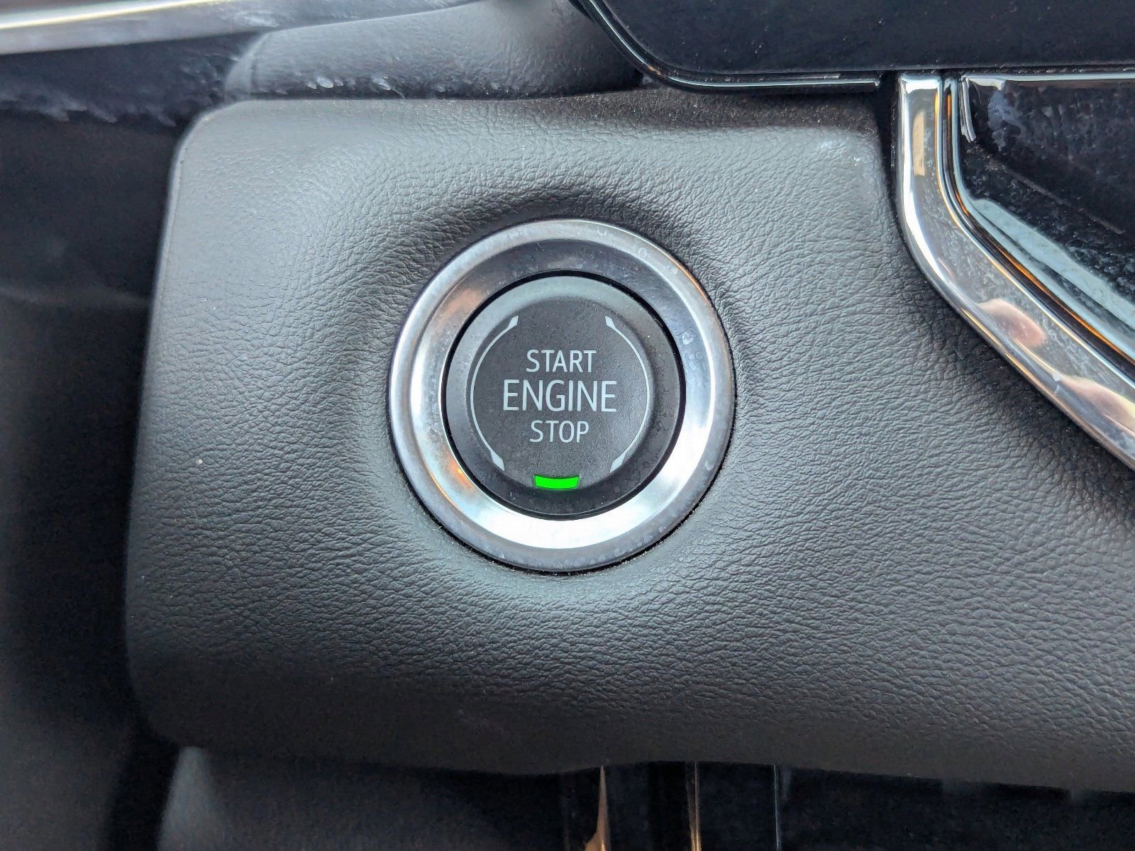 Used 2025 GMC Canyon Elevation image 34