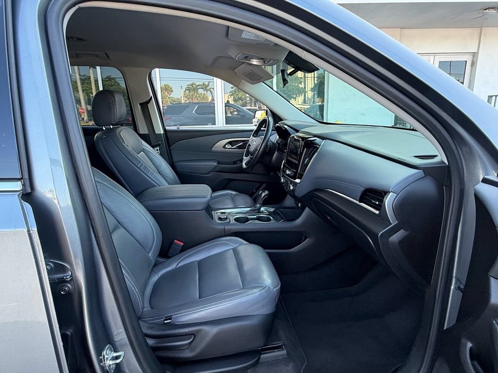 Certified 2019 Chevrolet Traverse LT AWD/4WD image 18