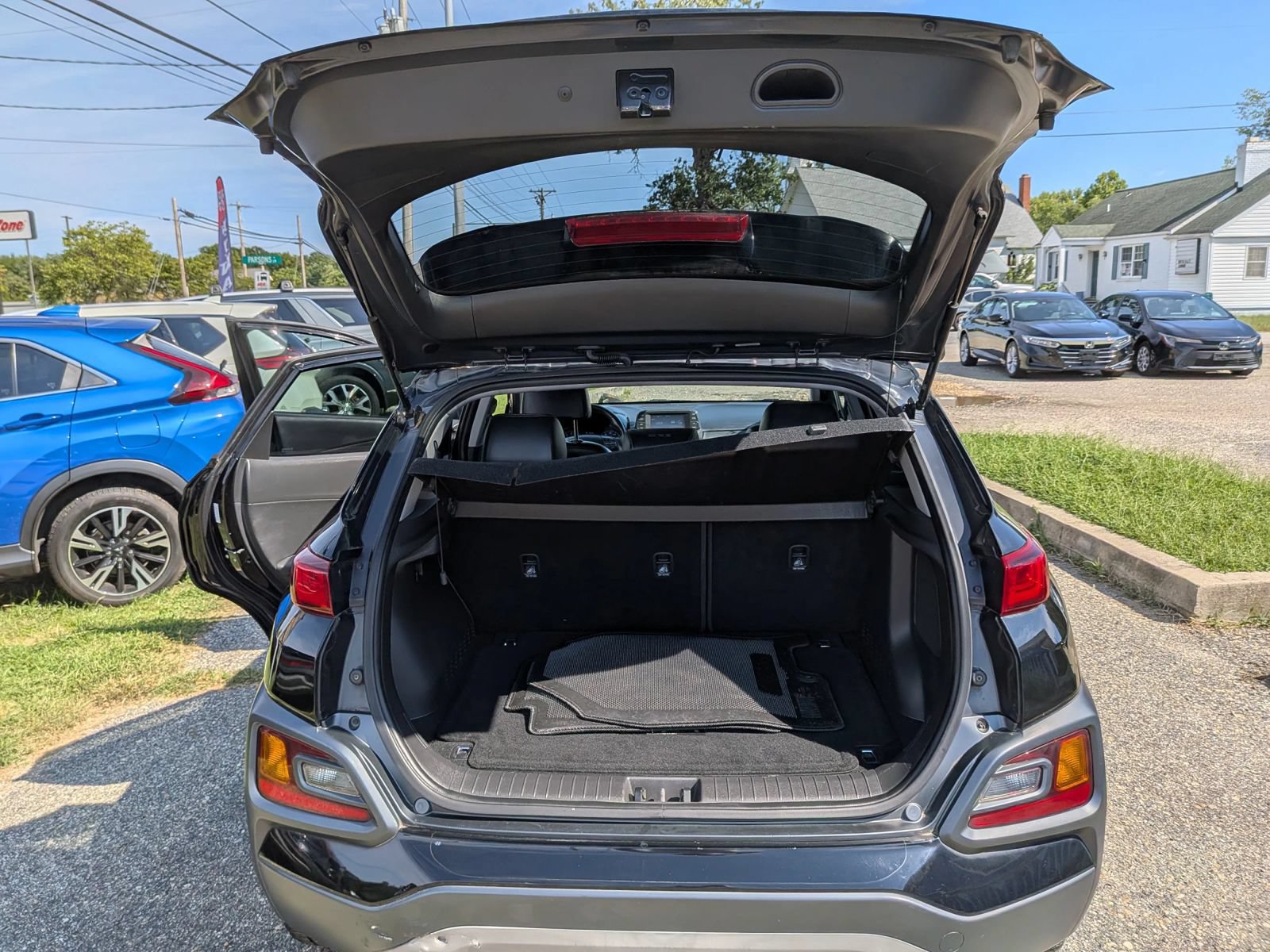 Used 2021 Hyundai Kona Limited AWD/4WD image 31