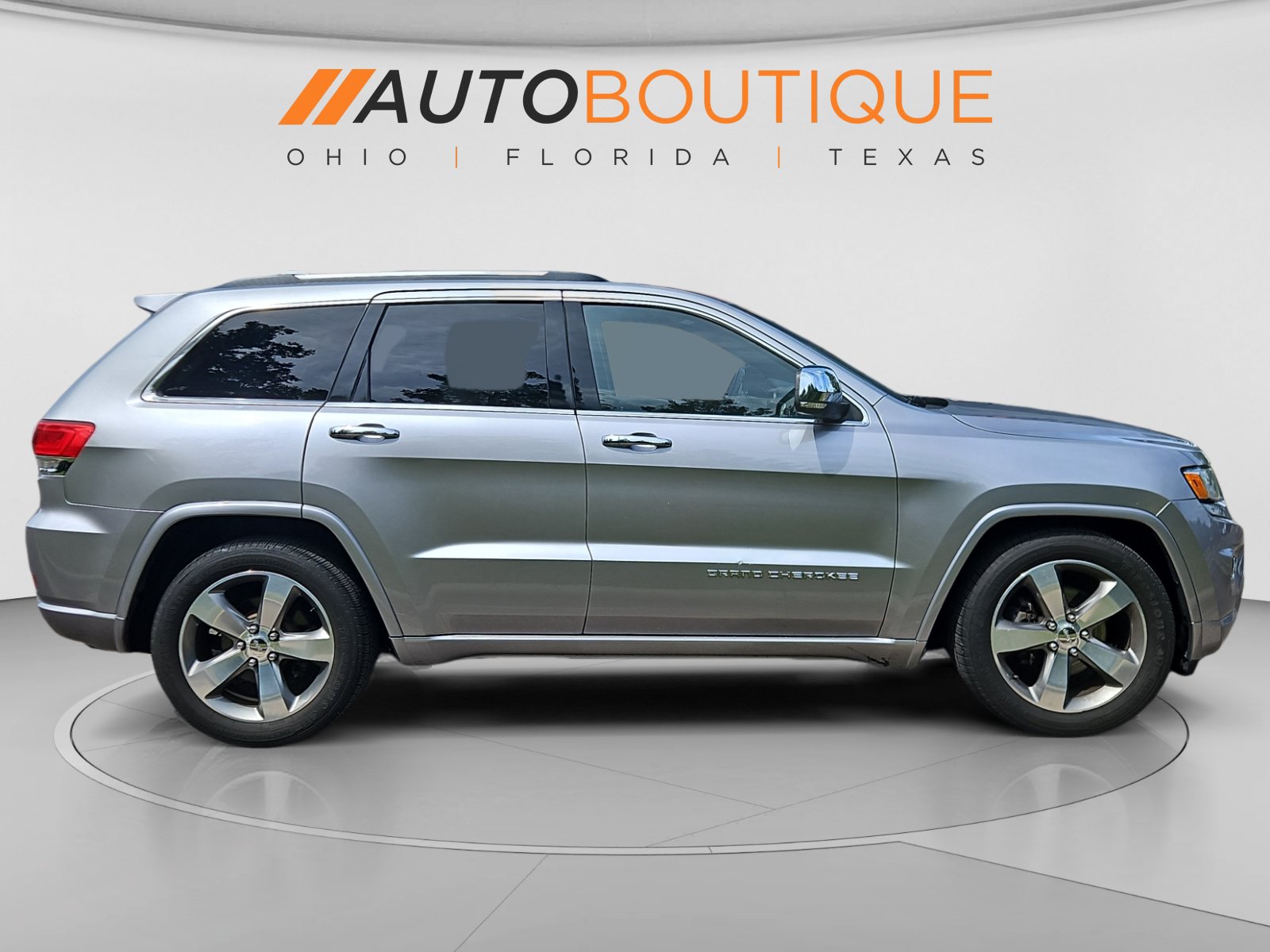 Used 2014 Jeep Grand Cherokee Overland AWD/4WD image 6