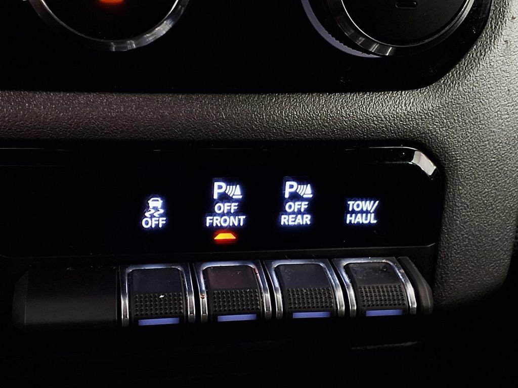 Used 2025 RAM 1500 Lone Star image 21