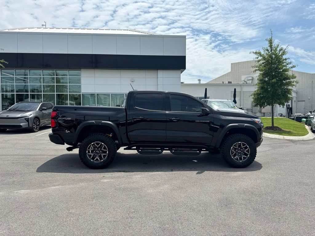 Used 2024 Chevrolet Colorado ZR2 w/ ZR2 Convenience Package III AWD/4WD image 8