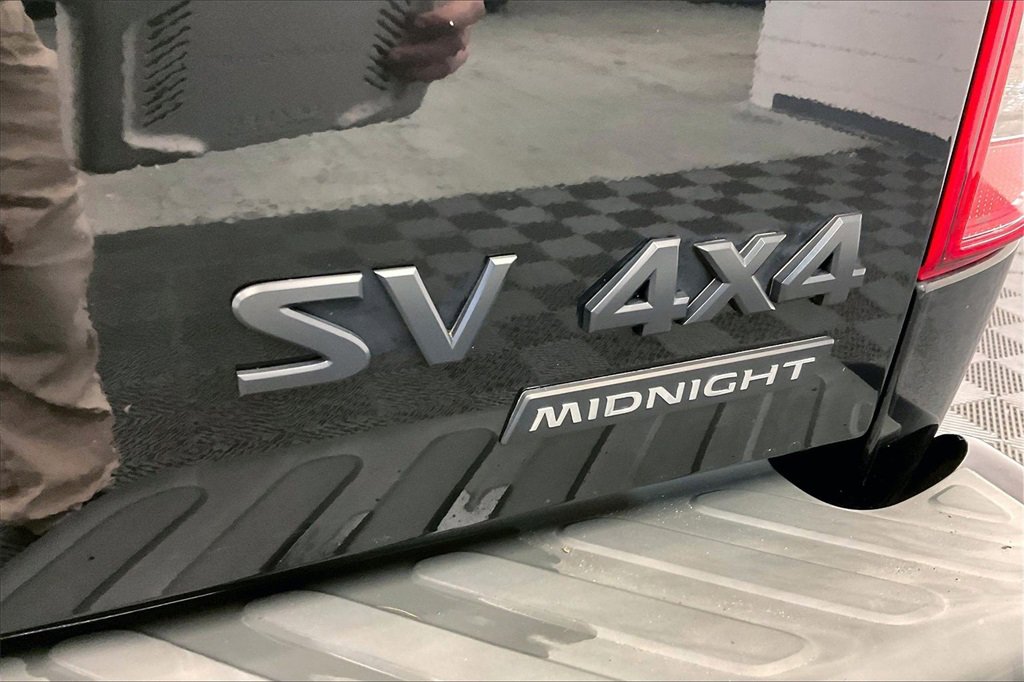 Certified 2020 Nissan Frontier SV w/ Midnight Edition Floor Mats image 7