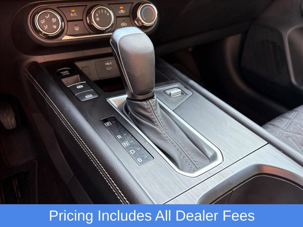 Certified 2025 Nissan Kicks SV AWD/4WD image 25