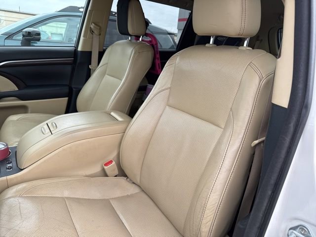 Used 2015 Toyota Highlander Limited AWD/4WD image 8