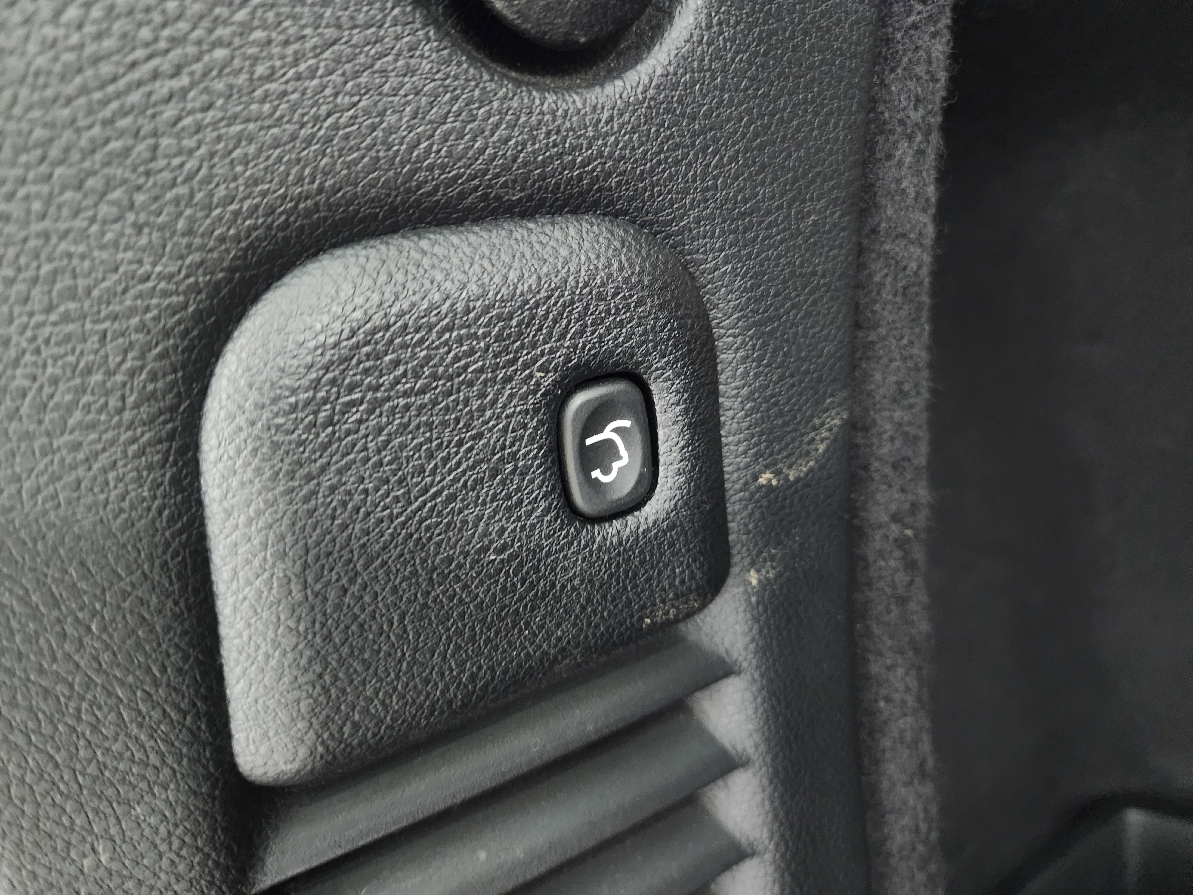 Used 2019 Dodge Durango Citadel w/ Technology Group image 31