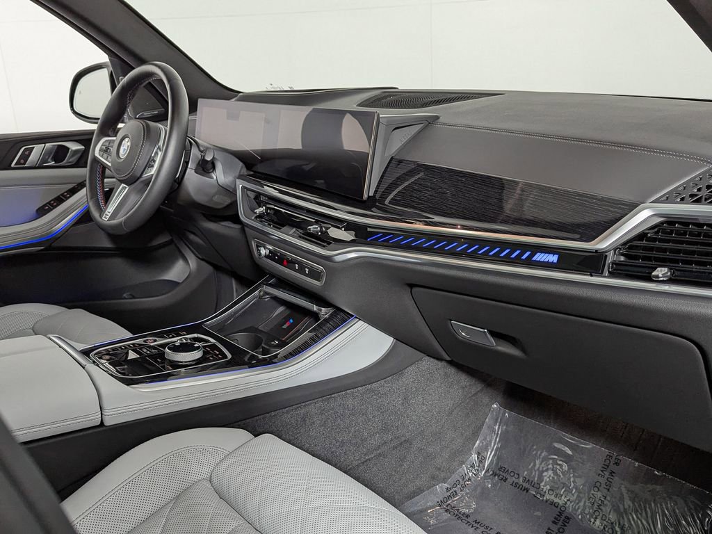 Certified 2024 BMW X5 M60i image 30