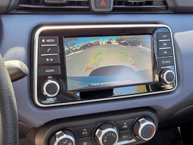 Used 2024 Nissan Versa SV FWD image 29